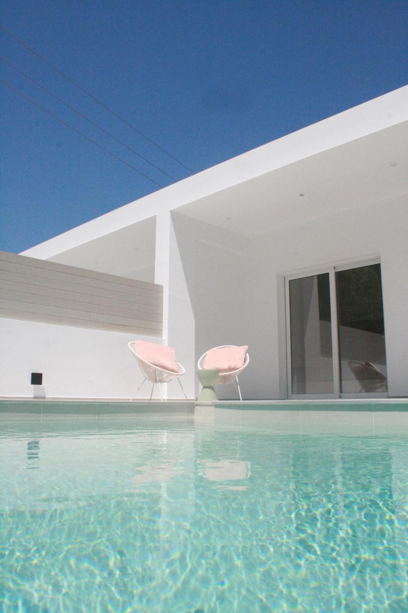 Splash Suites With Private Pools Nikiána Eksteriør bilde